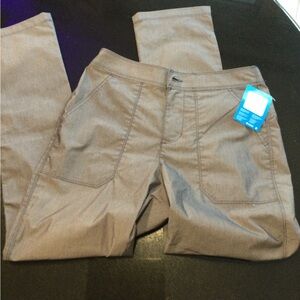 Columbia Omni- Shade Pants NWT size 8